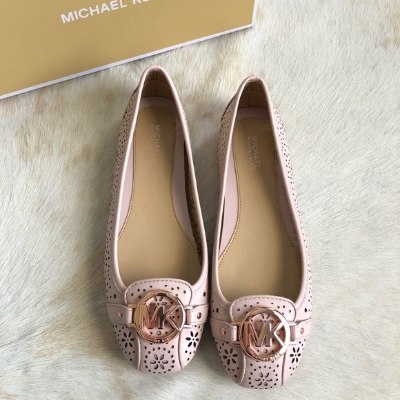 Michael Kors Fulton Flat Lasered Leather Soft Pink - Picture 2 of 8